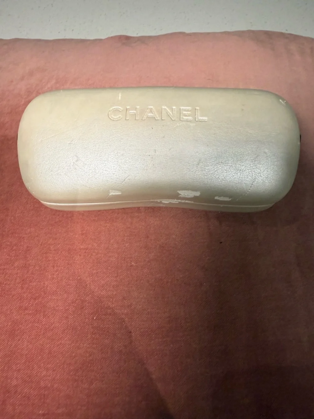 CHANEL Authentic Vintage Black Oversized Sunglasses with Silver Bows - Picture 10 of 12